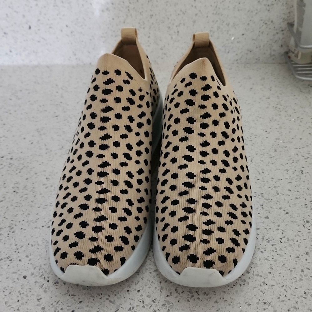 Gianni Bini Leopard Print Platform Sneakers Size 9